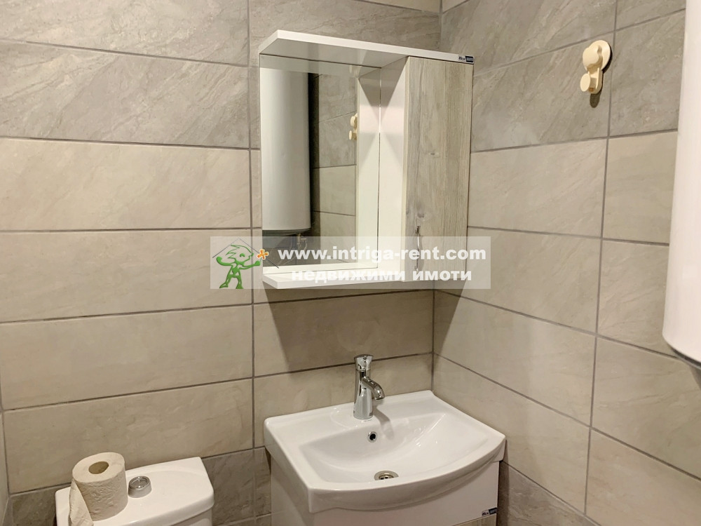 3608. Едностаен, обзаведен апартамент под наем в кв. Орфей-Веспрем, Хасково.
